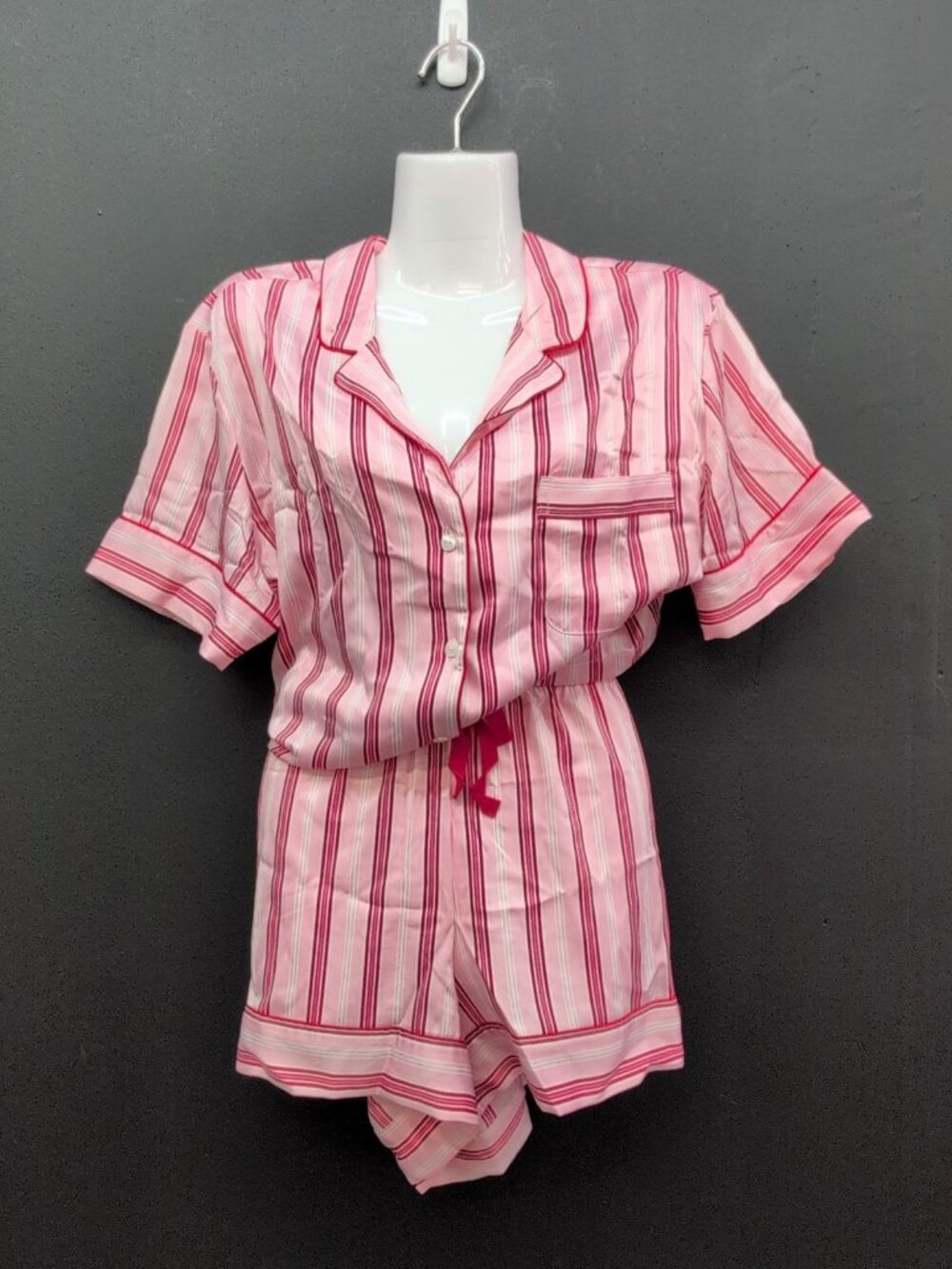 Victoria Secret Signature Satin Short Pajama Set Size Medium Pink